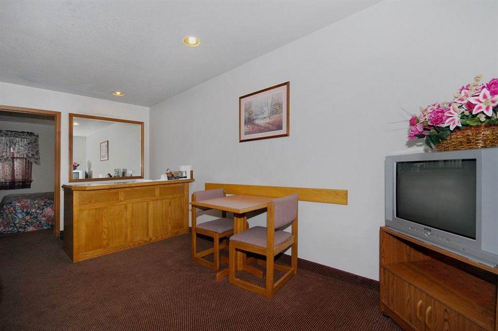 Oak Hill Inn And Suites Tahlequah Exteriör bild