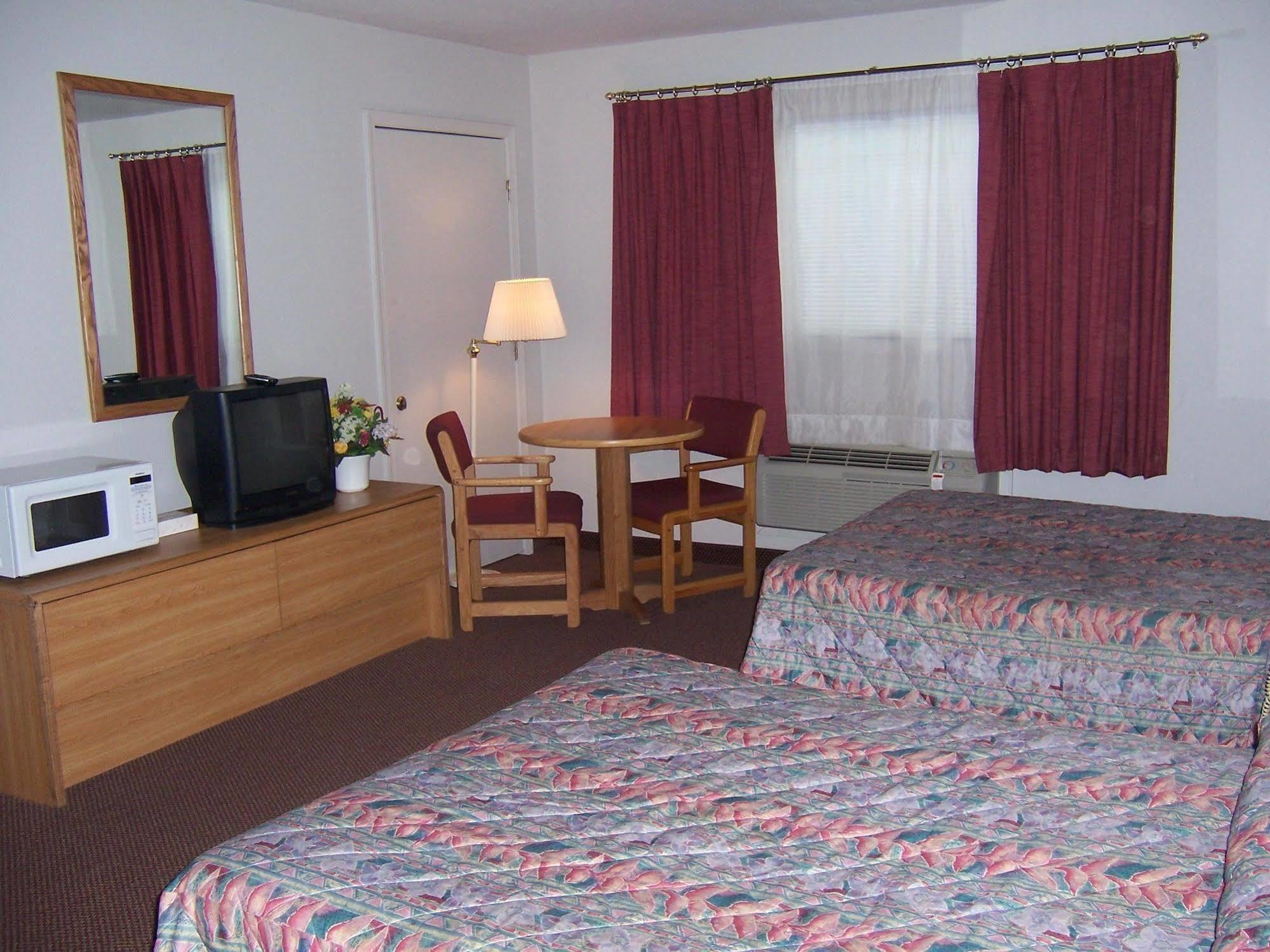 Oak Hill Inn And Suites Tahlequah Exteriör bild