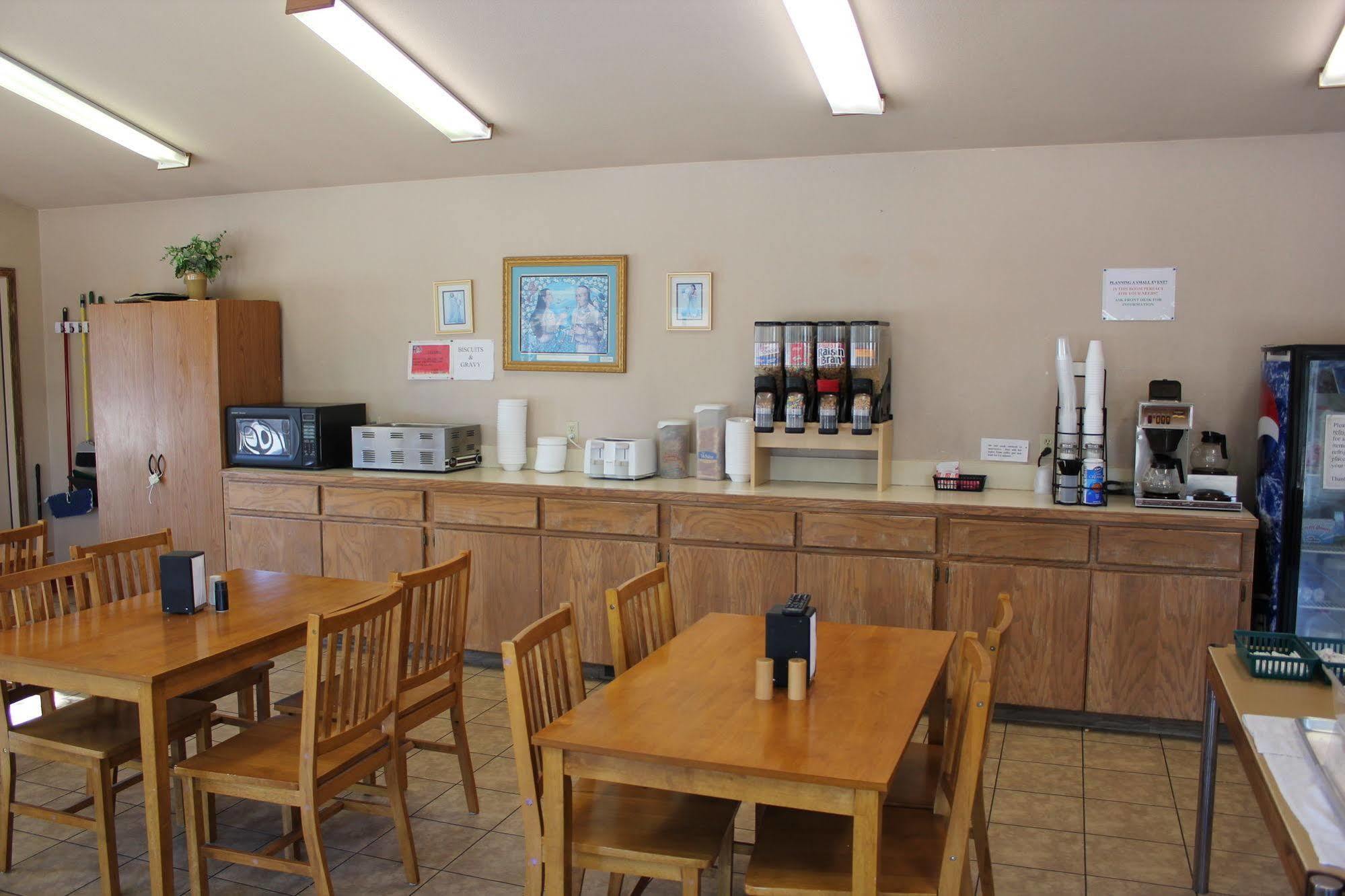 Oak Hill Inn And Suites Tahlequah Exteriör bild